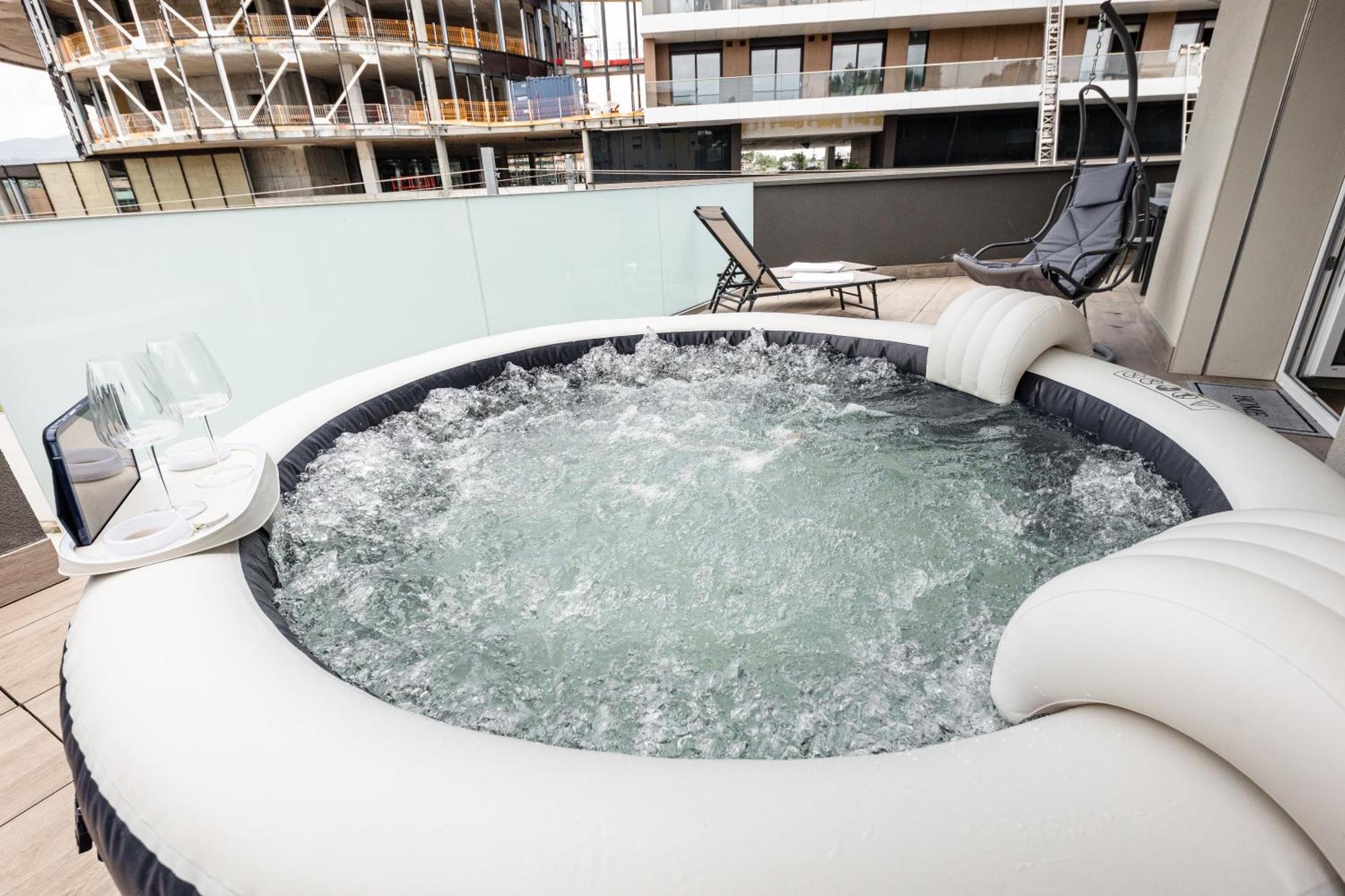 10' From The Venetian Walls, Luxury House With Spa แบร์กาโม ภายนอก รูปภาพ